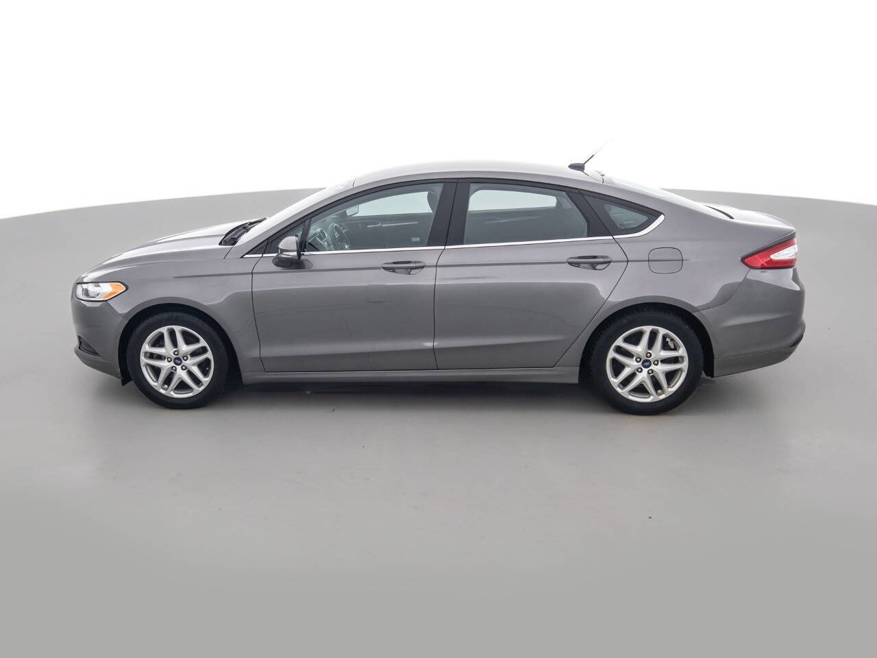 Used 2013 Ford Fusion SE image 8