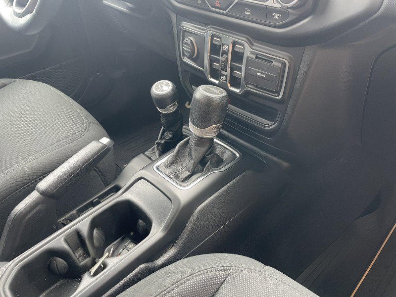 Used 2020 Jeep Gladiator Sport w/ Quick Order Package 24S image 20