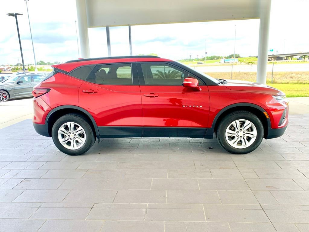 Used 2022 Chevrolet Blazer LT FWD image 4