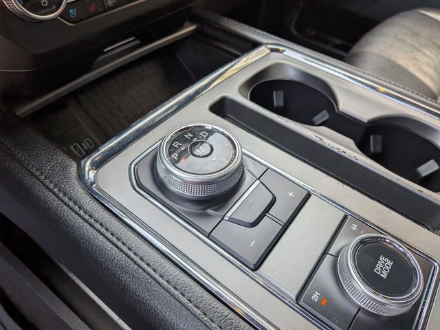 Used 2020 Ford Expedition XLT w/ Equipment Group 202A image 12