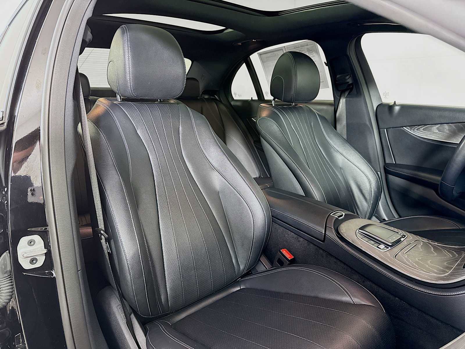 Used 2021 Mercedes-Benz E 350 4MATIC Sedan image 28