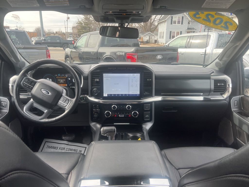 Used 2023 Ford F150 Lariat w/ Trailer Tow Package image 9