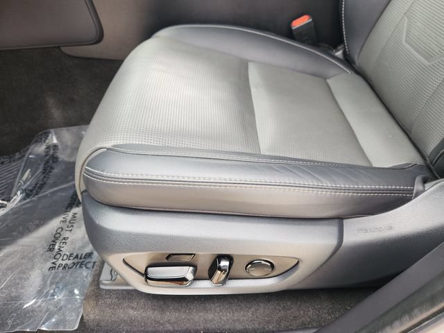 Used 2024 Lexus GX 550 w/ Accessory Package (Z1) AWD/4WD image 25