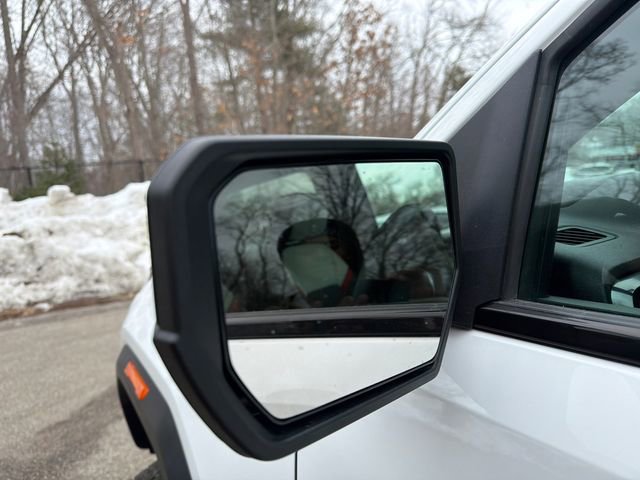 Used 2023 GMC Canyon AT4X image 7