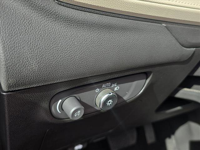 Used 2024 Buick Encore GX Avenir w/ Avenir Technology Package image 8