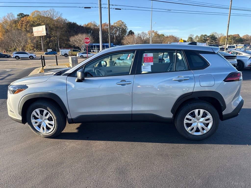 New 2026 Toyota Corolla Cross L image 3