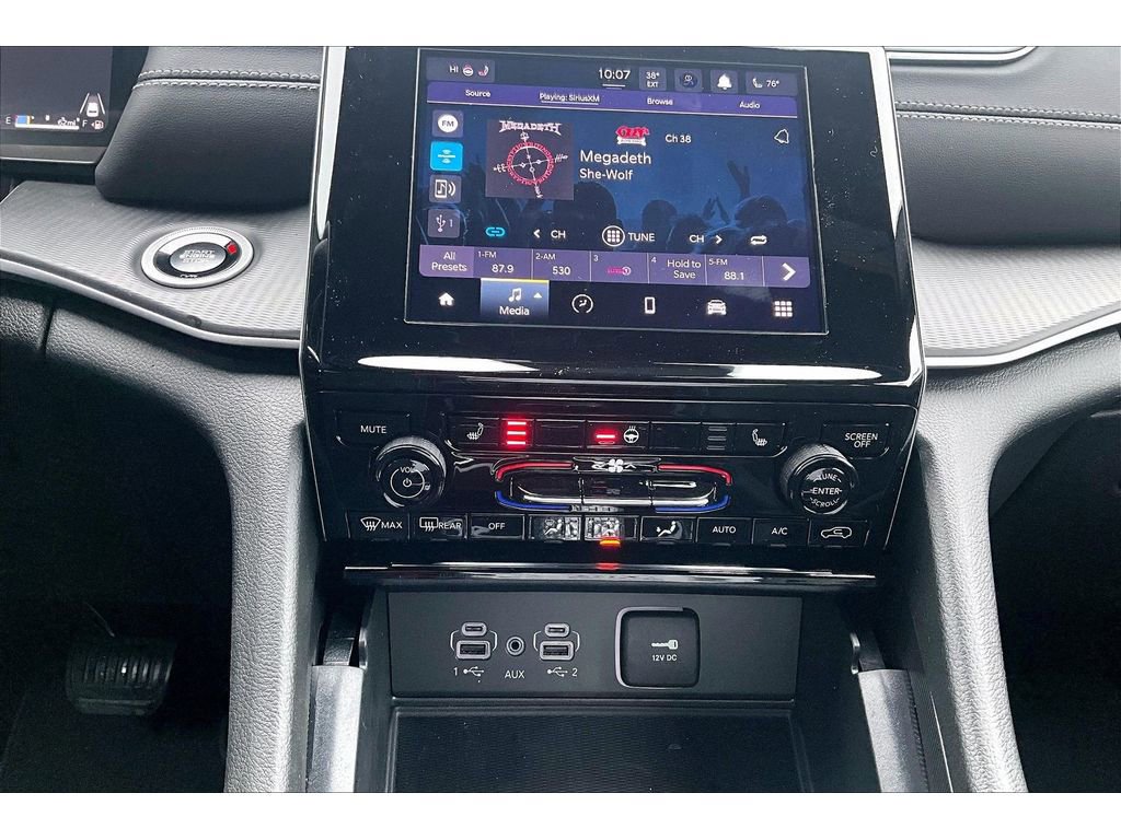 Used 2025 Jeep Grand Cherokee L Laredo w/ Luxury Tech Group I image 28