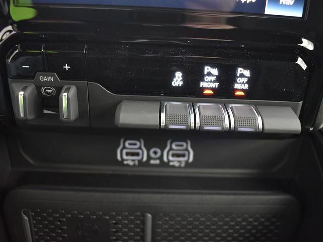 New 2026 RAM 1500 4x4 Crew Cab image 27