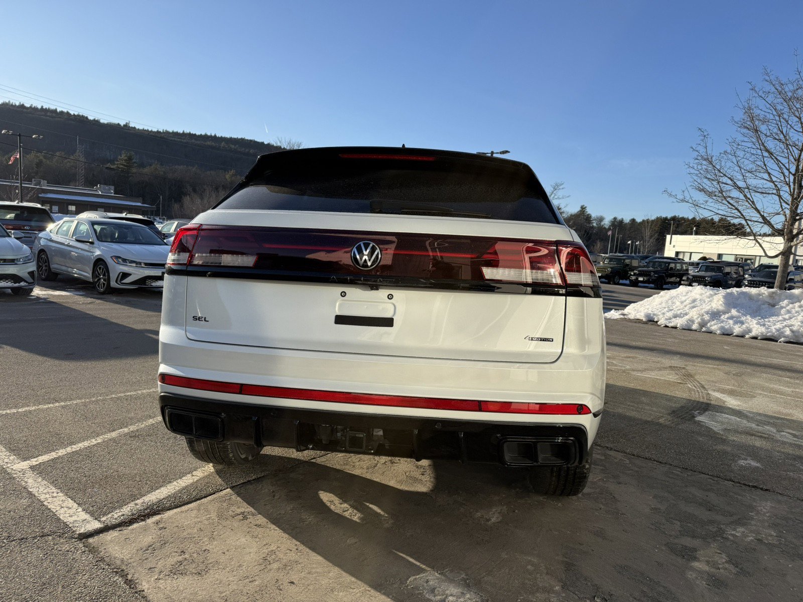 New 2026 Volkswagen Atlas Cross Sport SEL R-Line image 6