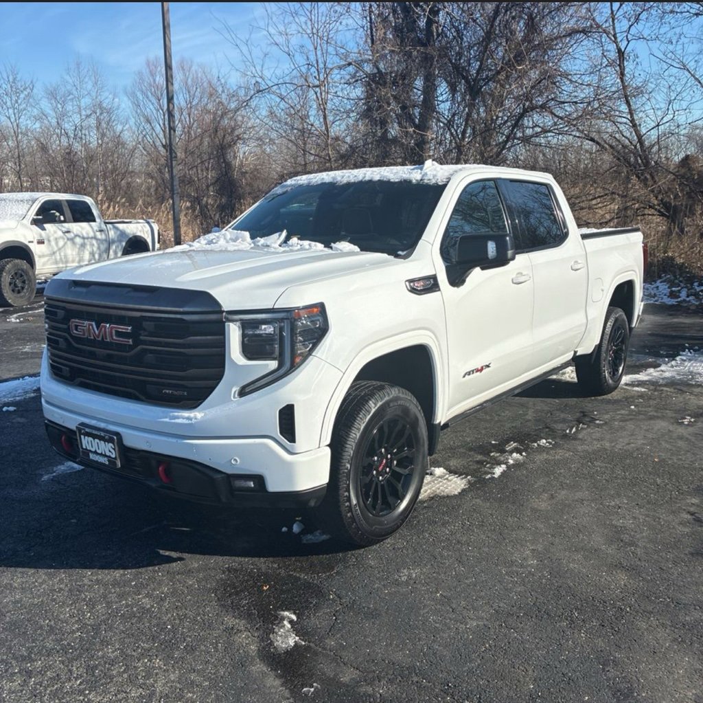 Used 2022 GMC Sierra 1500 AT4X image 4