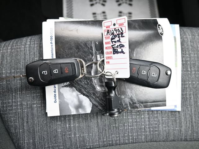 Used 2022 Ford F150 XLT w/ FX4 Off-Road Package image 12