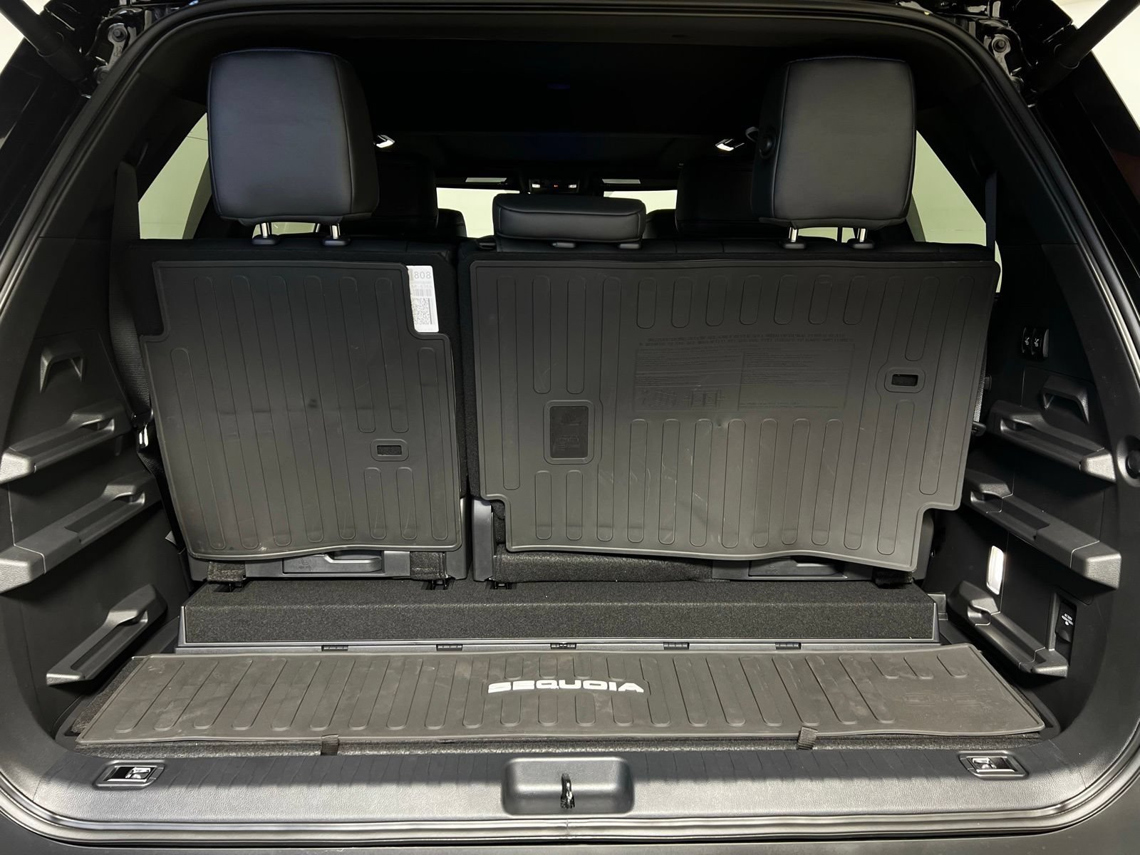 New 2026 Toyota Sequoia Platinum AWD/4WD image 28