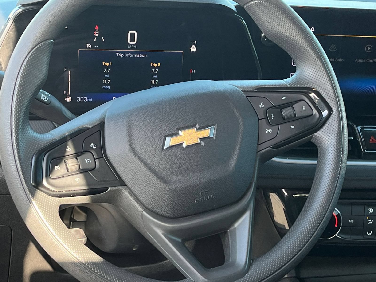 Used 2025 Chevrolet TrailBlazer LT FWD image 29