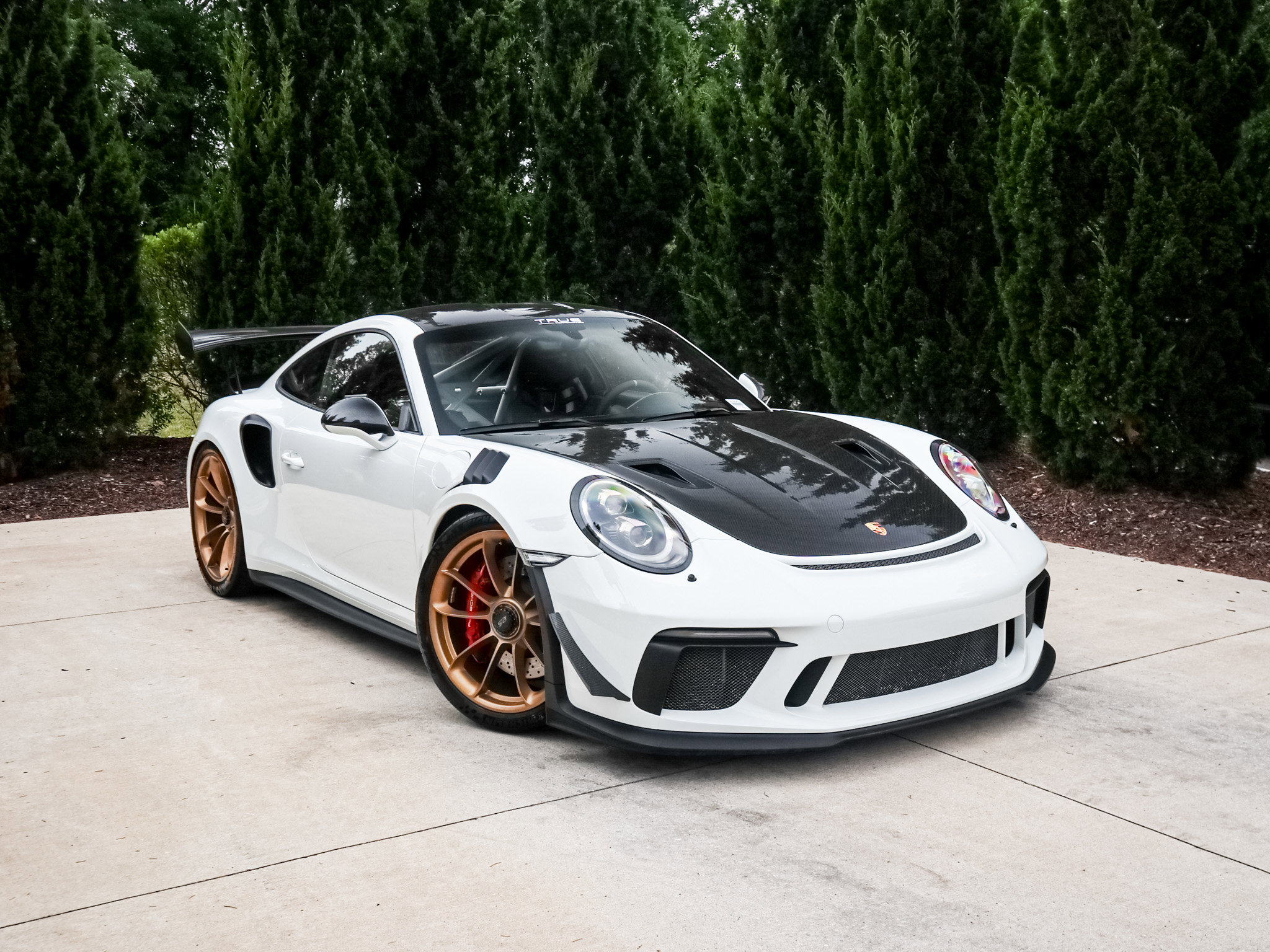 Used 2019 Porsche 911 GT3 RS w/ Weissach Package RWD image 2