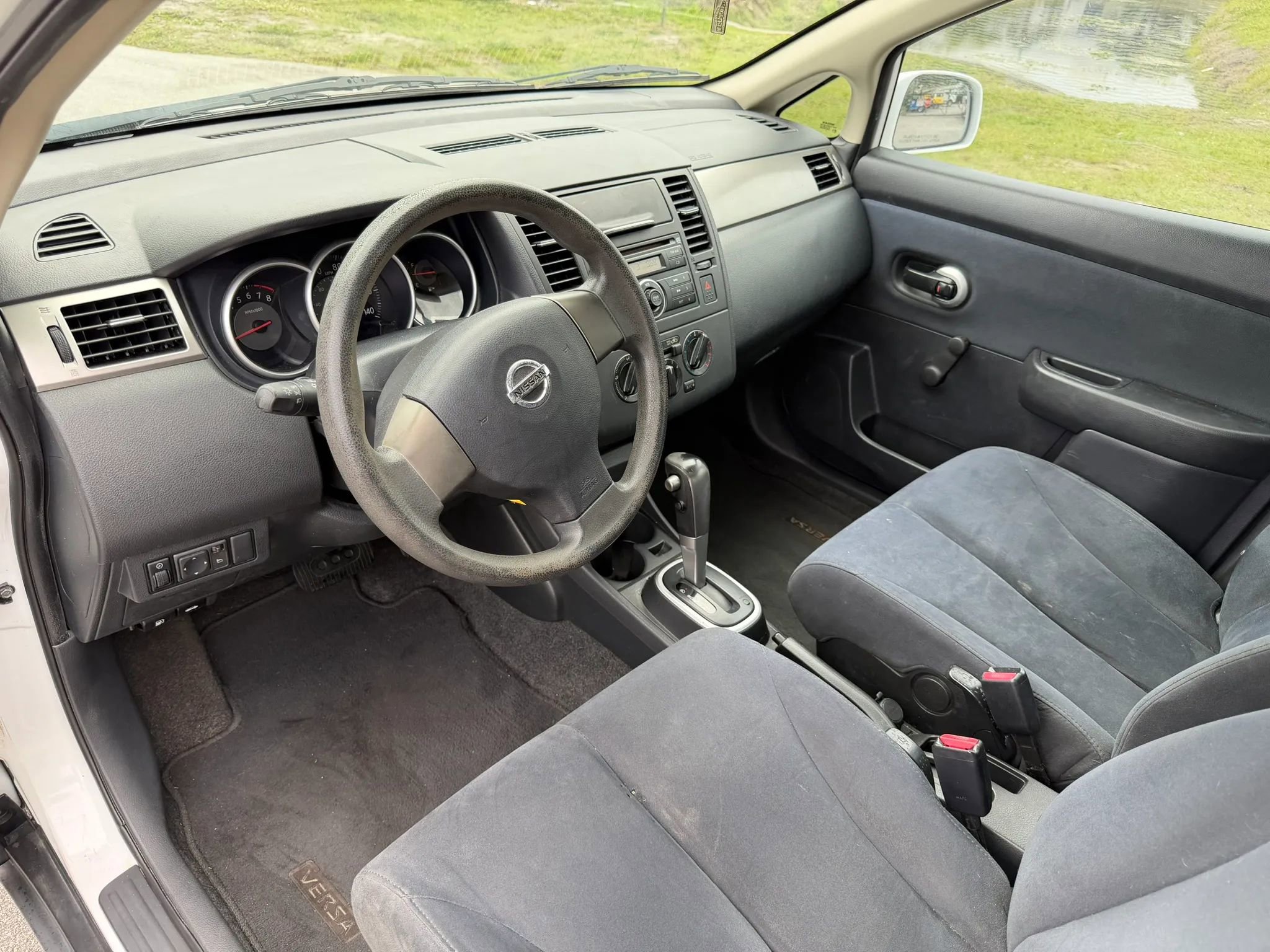 Used 2009 Nissan Versa 1.8 S image 22