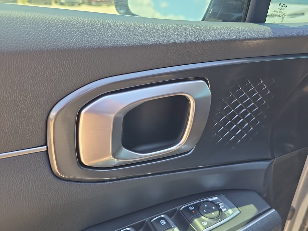 New 2026 Kia Sorento S FWD image 18
