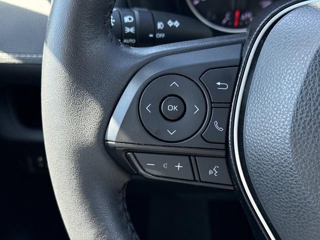 Used 2021 Toyota RAV4 XLE Premium image 25