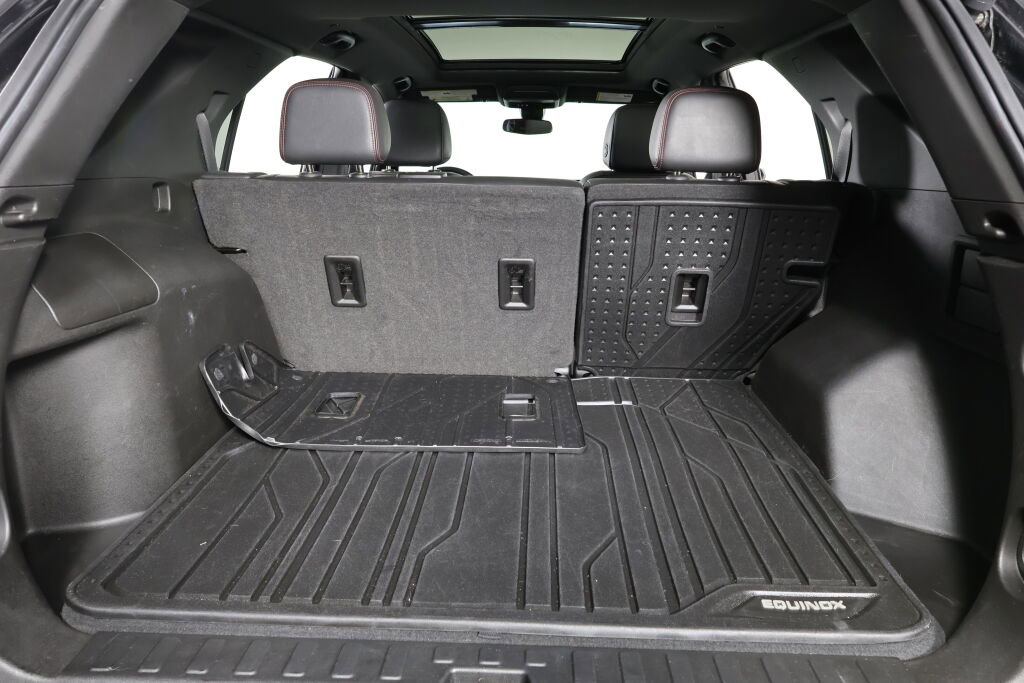 Used 2022 Chevrolet Equinox RS w/ LPO, Floor Liner Package image 18