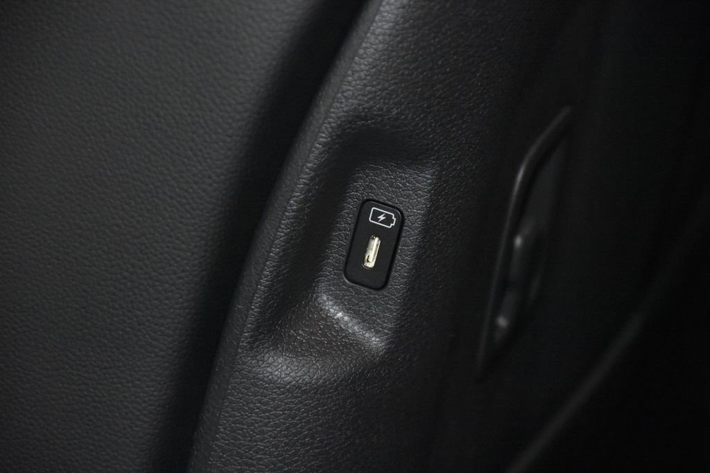 New 2026 Kia Sportage EX image 25