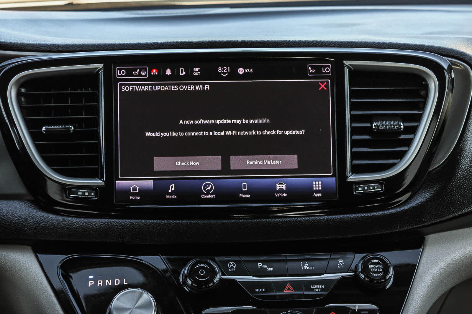 Used 2024 Chrysler Pacifica Touring-L FWD image 14