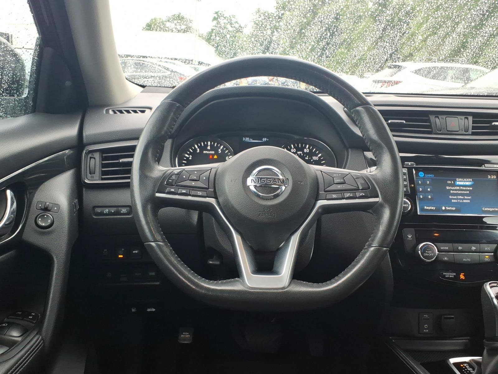 Used 2017 Nissan Rogue SL w/ SL Premium Package AWD/4WD image 20