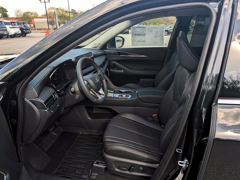 New 2026 INFINITI QX60 Luxe image 11