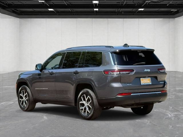 Used 2023 Jeep Grand Cherokee L Limited w/ Luxury Tech Group II AWD/4WD image 3