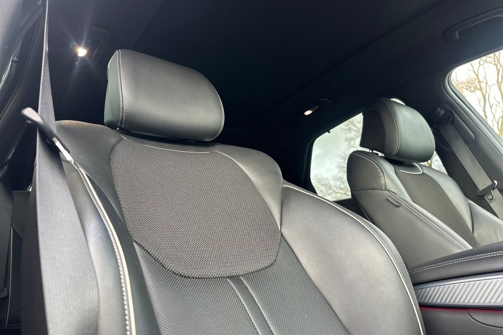 Used 2023 Genesis GV70 2.5T w/ Sport Prestige Package image 21