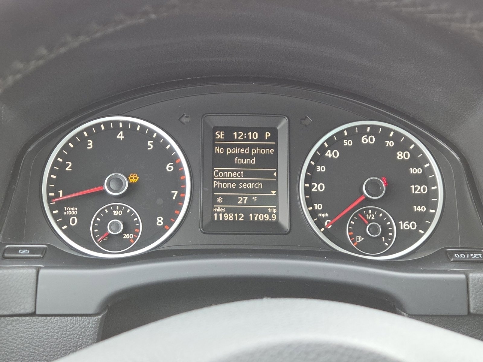 Used 2011 Volkswagen Tiguan S image 24