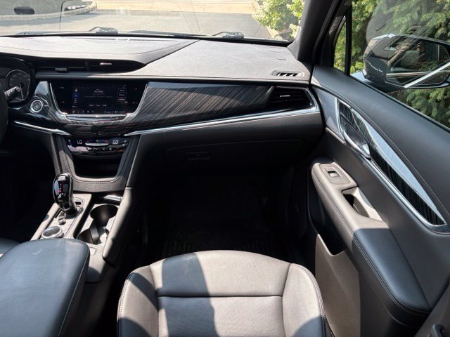 Certified 2024 Cadillac XT6 Premium Luxury w/ LPO, Floor Liner Package AWD/4WD image 23