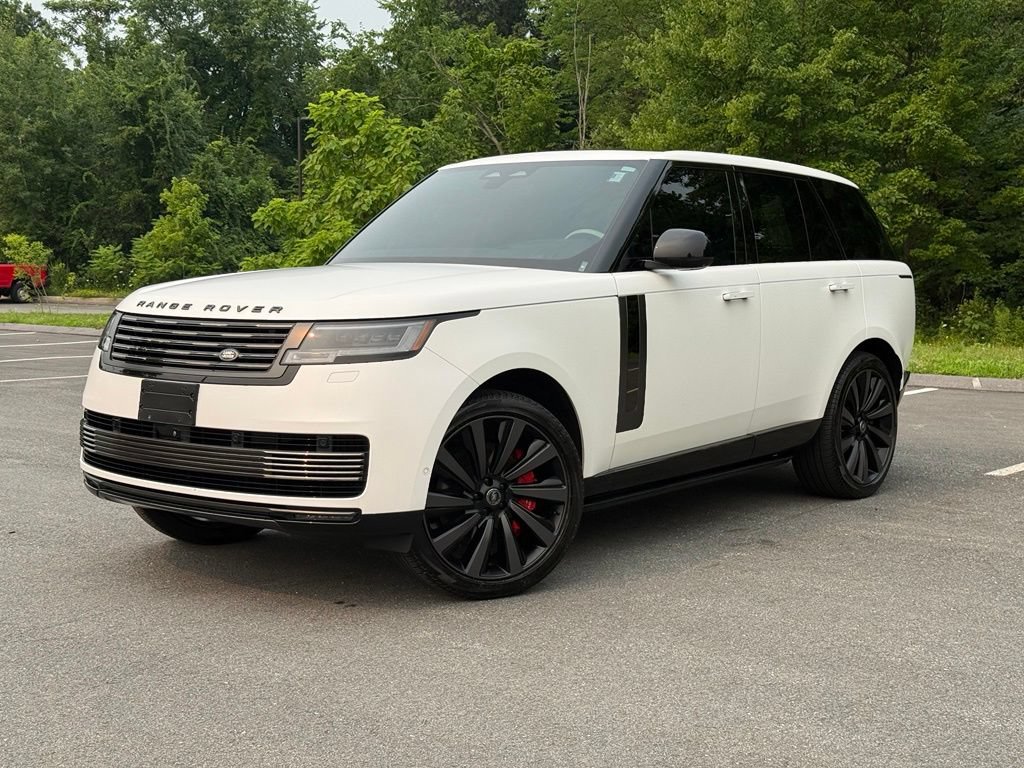 Used 2024 Land Rover Range Rover SV AWD/4WD image 1