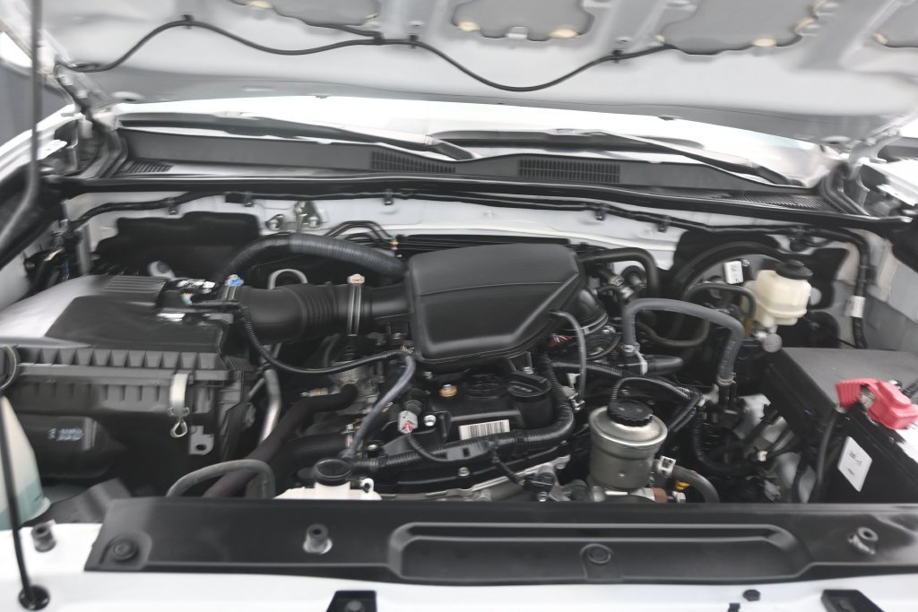 Used 2023 Toyota Tacoma SR5 w/ SR5 Appearance Package RWD image 11