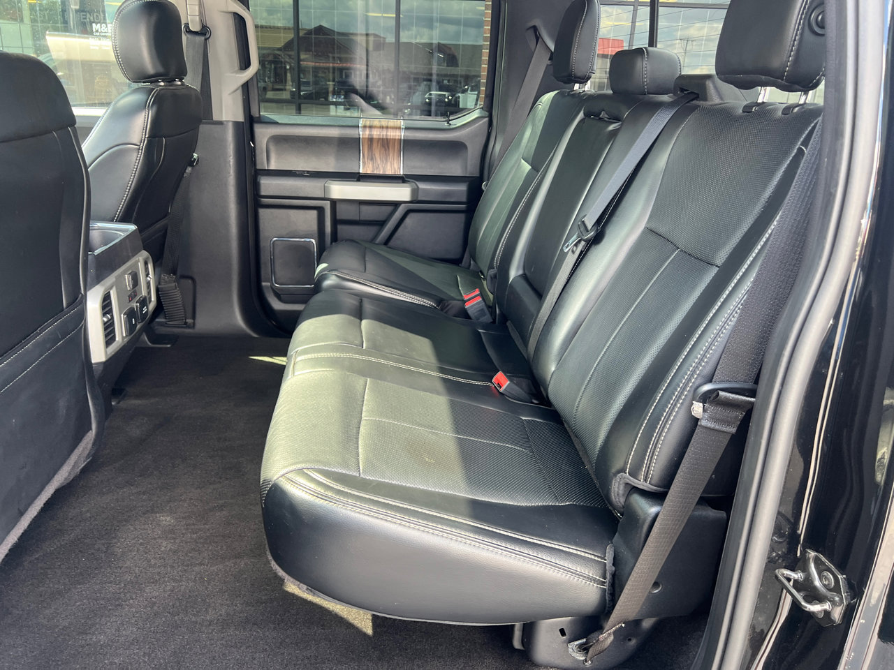 Used 2018 Ford F150 Lariat w/ Equipment Group 502A Luxury image 7