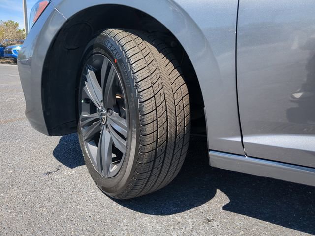 Used 2022 Volkswagen Jetta SE image 37