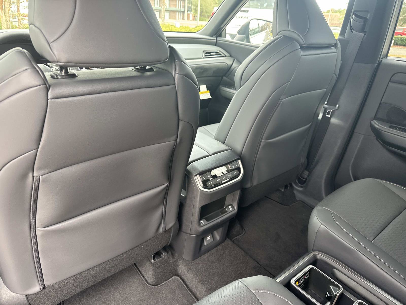 New 2026 Lexus TX 500h AWD image 5