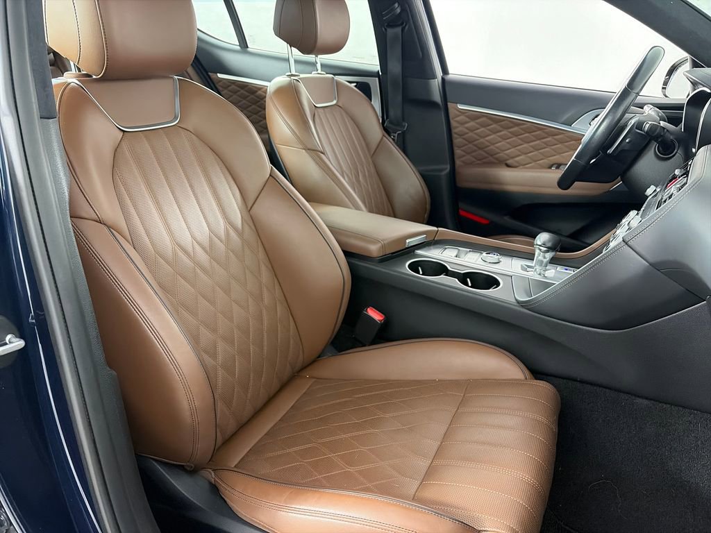 Used 2021 Genesis G70 3.3T w/ Prestige Package AWD/4WD image 31