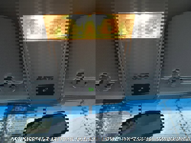 Used 2004 Ford Crown Victoria LX image 23