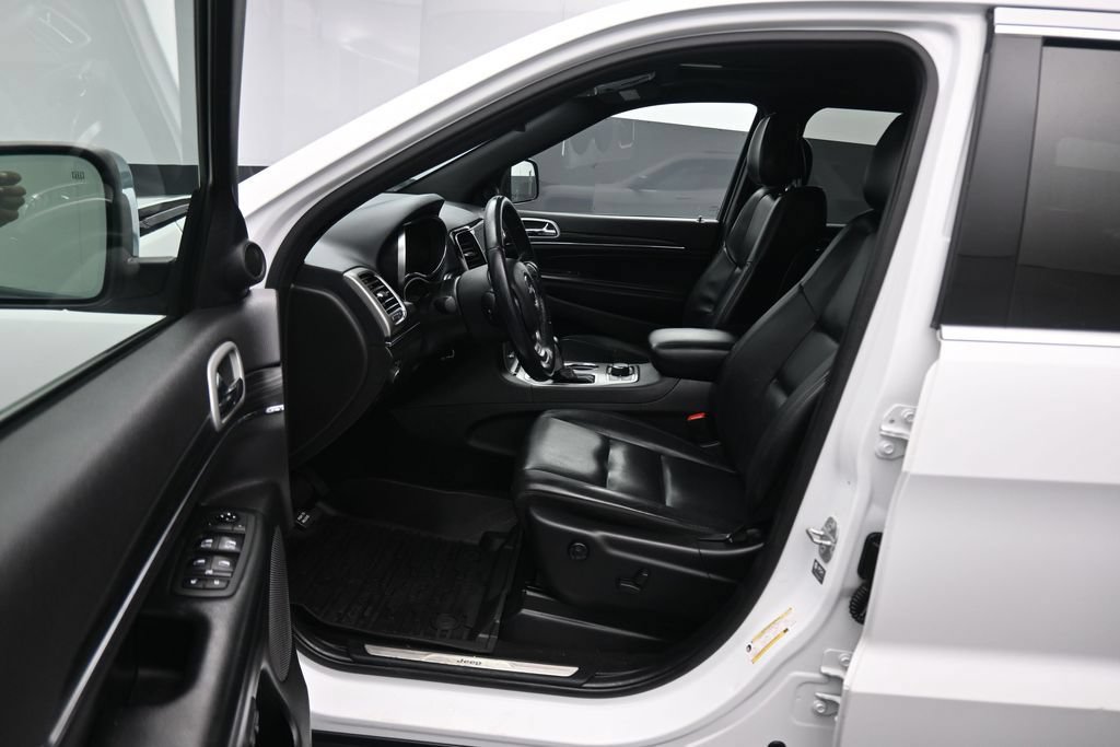 Used 2021 Jeep Grand Cherokee Limited AWD/4WD image 11