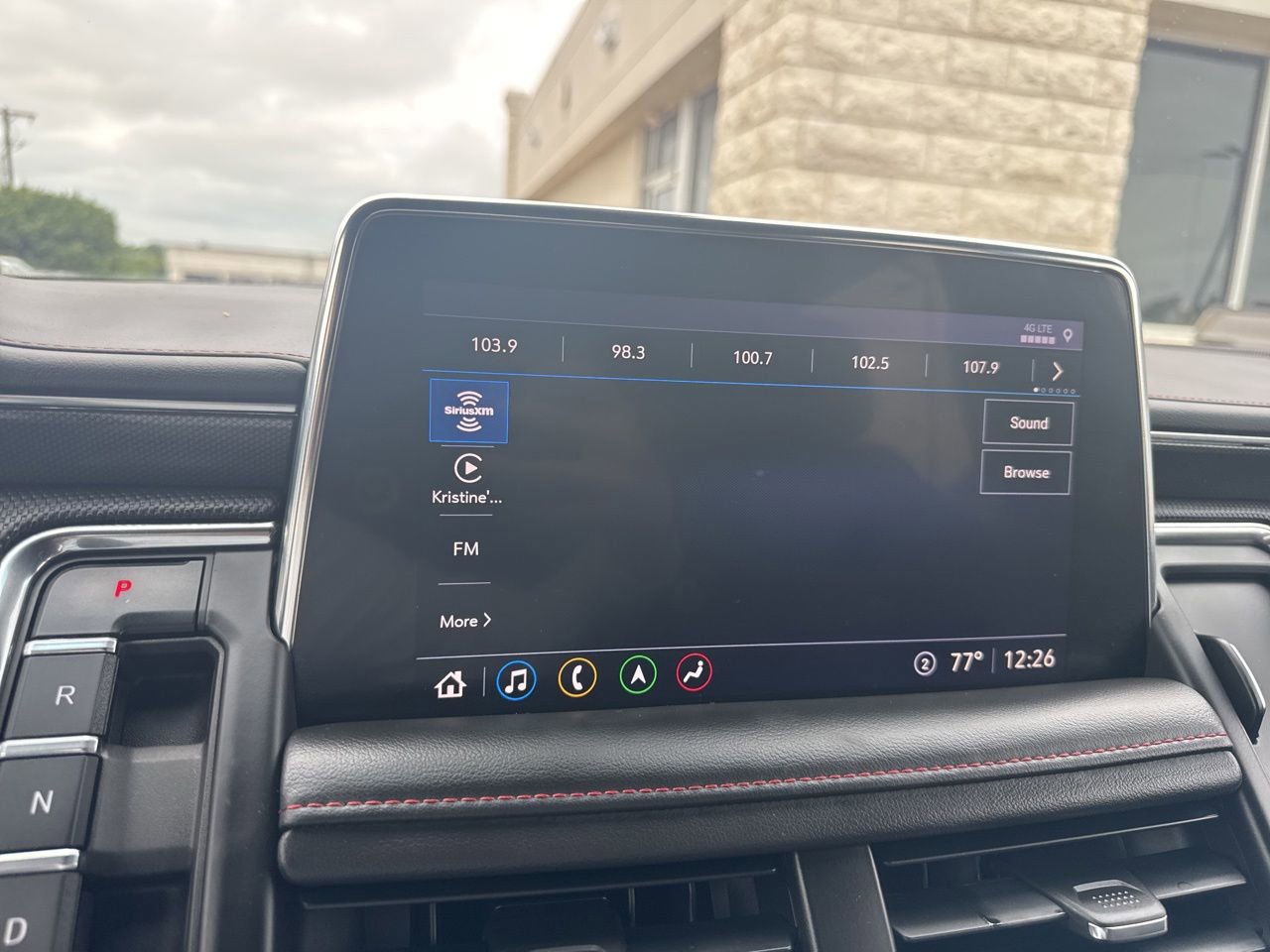 Used 2021 Chevrolet Tahoe RST w/ Luxury Package RWD image 13