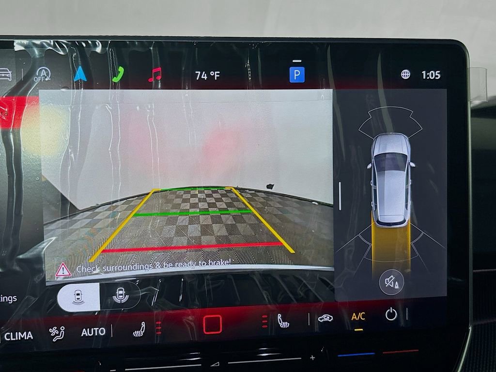 New 2025 Volkswagen GTI SE FWD image 17