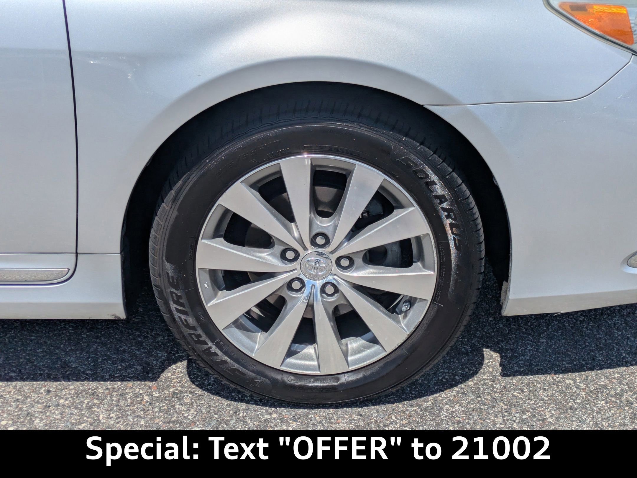 Used 2012 Toyota Avalon Limited image 10