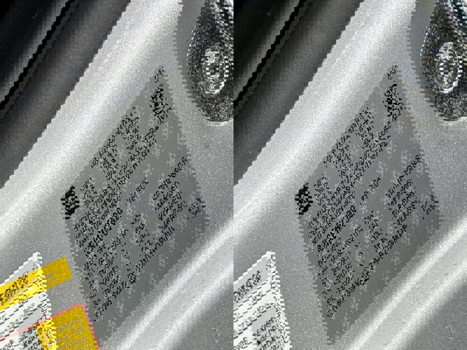 Used 2017 GMC Sierra 1500 4WD Reg Cab 133.0 w/ Sierra Convenience Package image 26