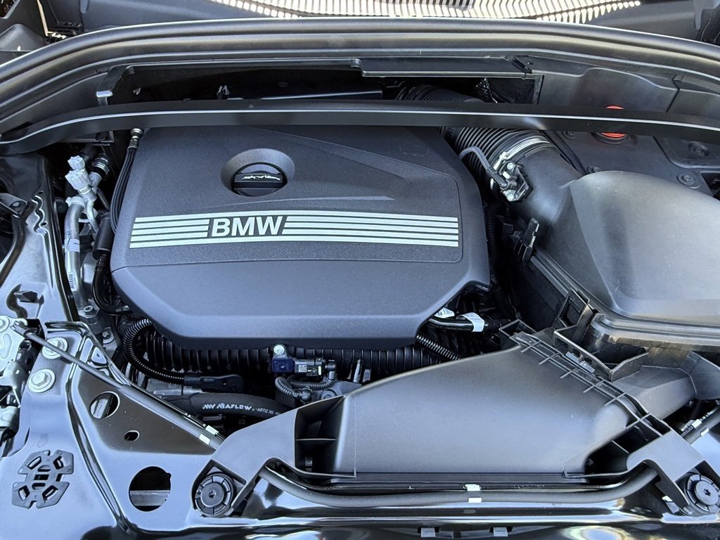 Used 2025 BMW X2 xDrive28i w/ Technology Package image 32