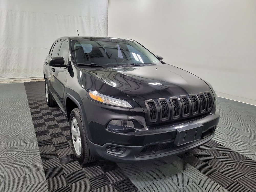 Used 2015 Jeep Cherokee Sport FWD image 13