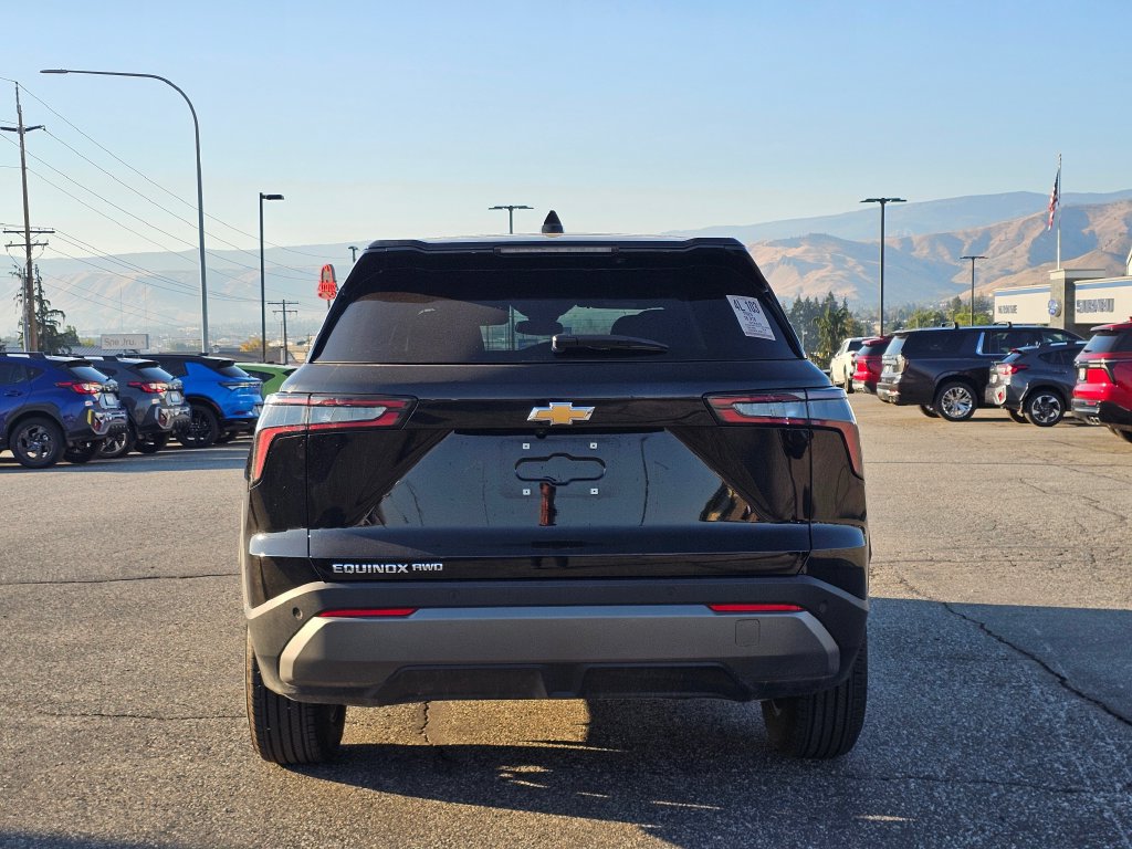 Certified 2026 Chevrolet Equinox LT AWD/4WD image 4
