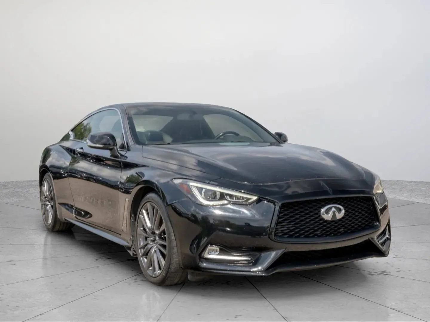Used 2018 INFINITI Q60 2.0t w/ Moonroof Package