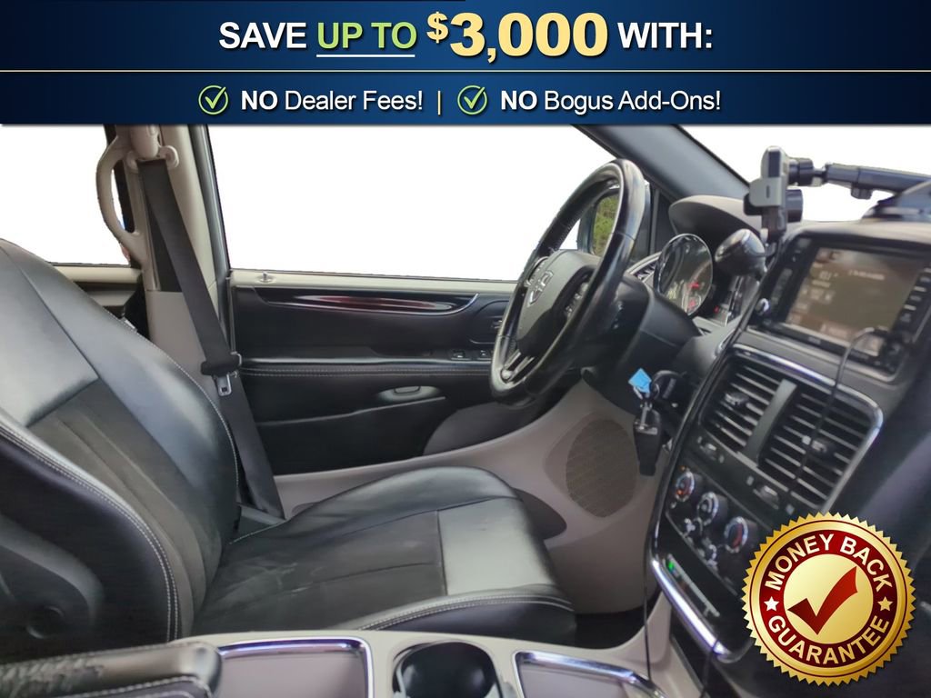 Used 2020 Dodge Grand Caravan SXT image 22