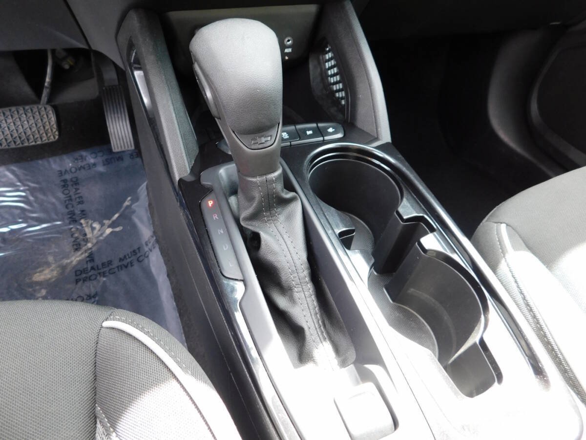 Used 2023 Chevrolet TrailBlazer LT w/ Convenience Package FWD image 17