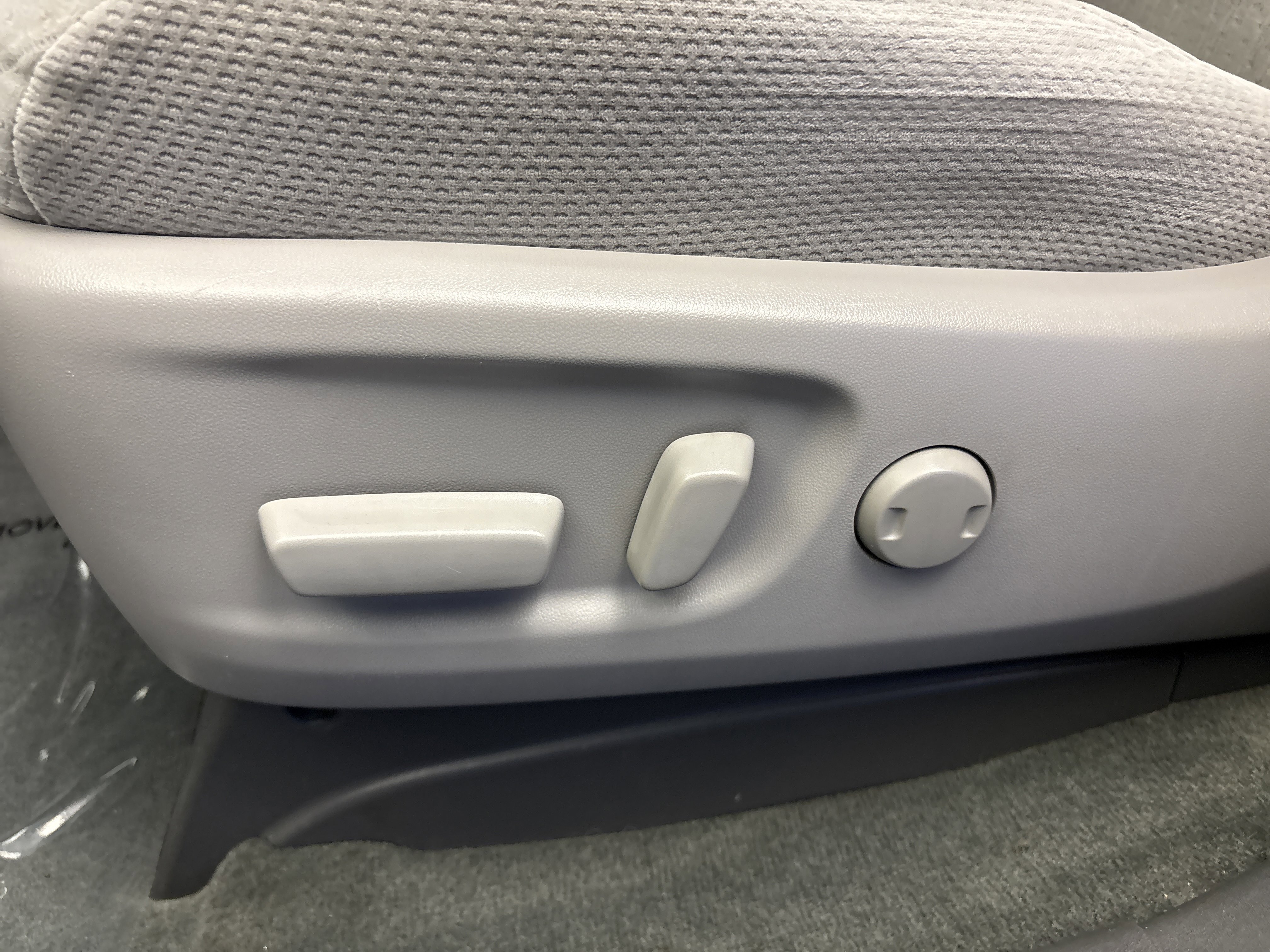 Used 2017 Toyota Sienna LE image 13