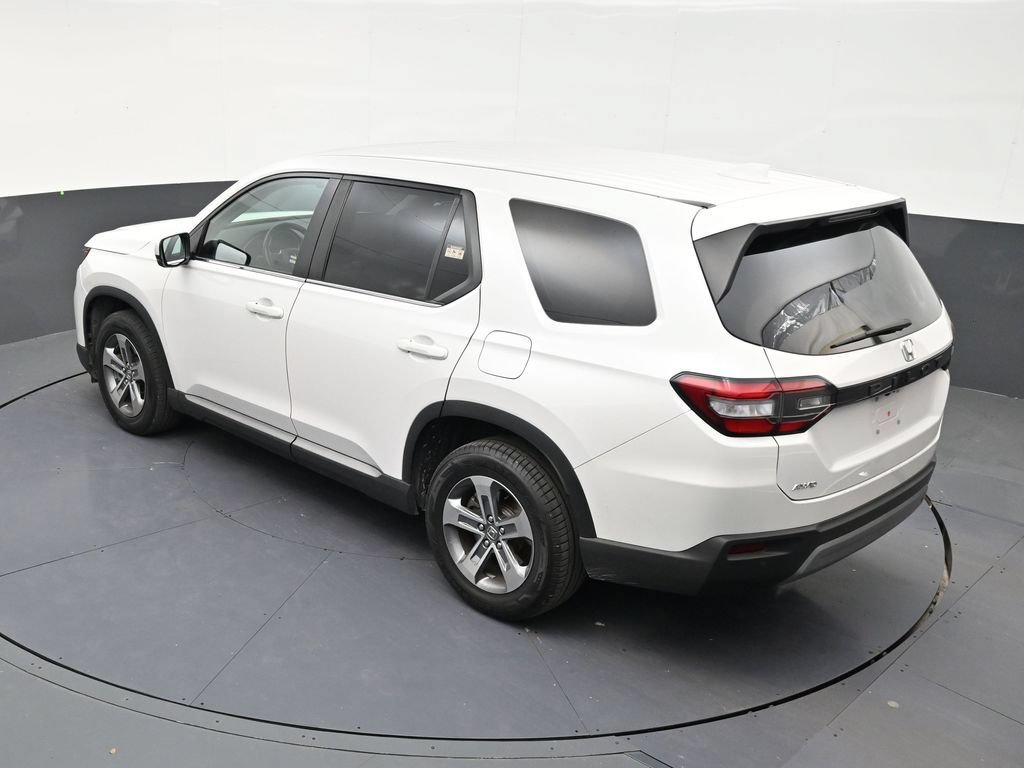 Used 2025 Honda Pilot EX-L image 14